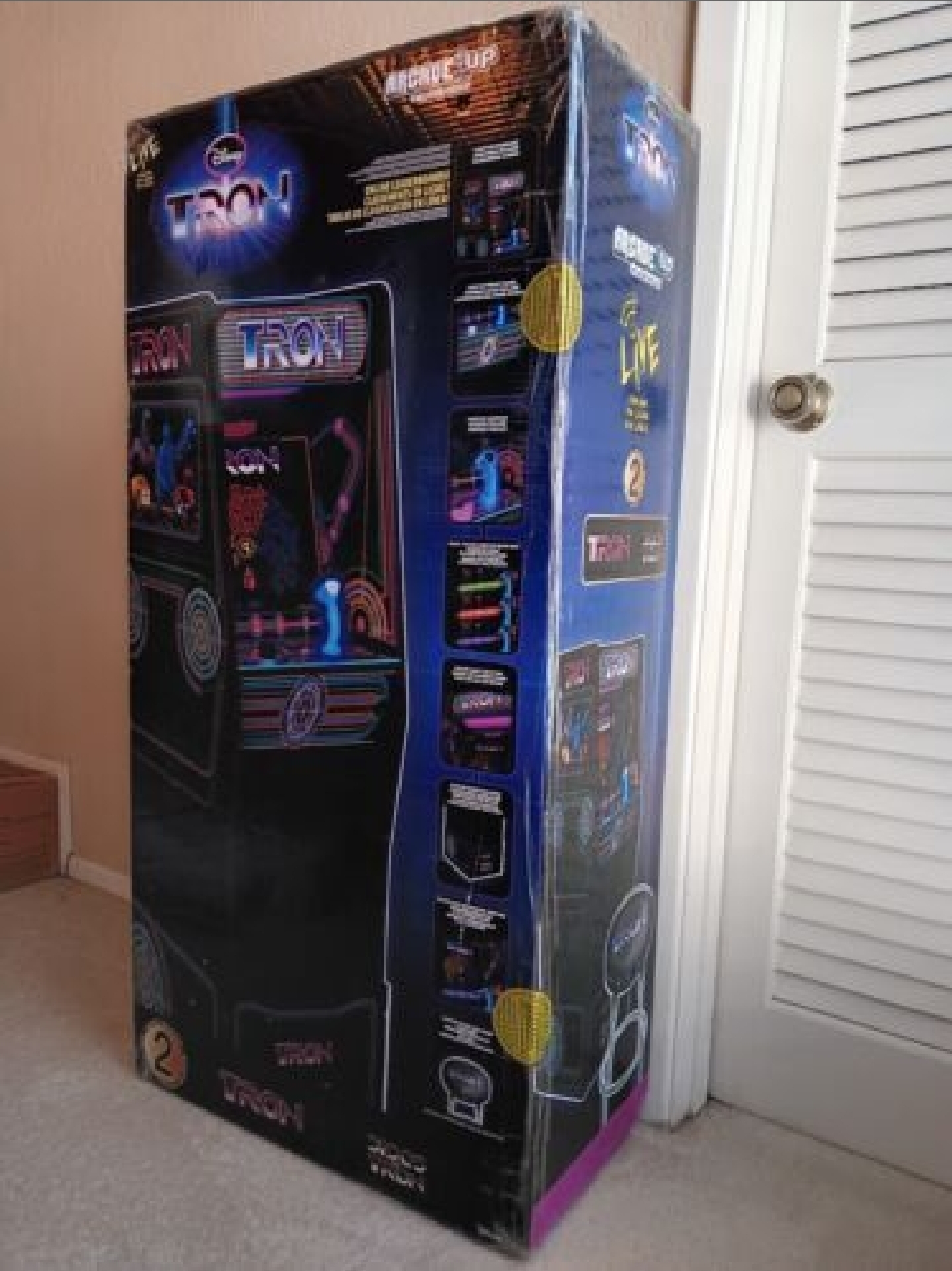 Arcade1up Tron - Image 9